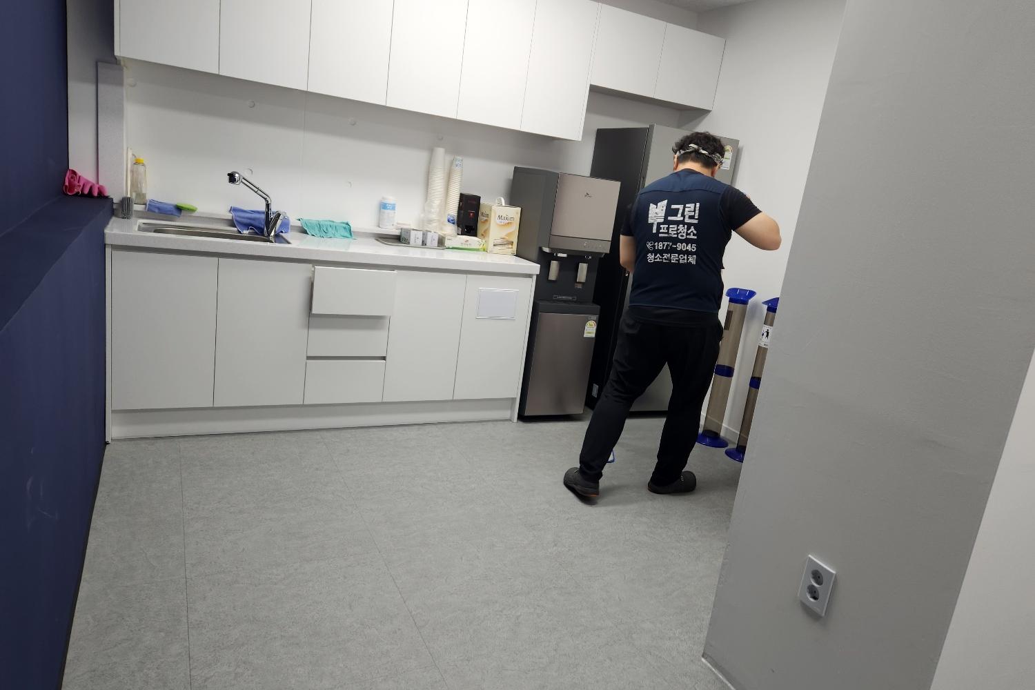 성수동 사무실 청소 이미지3