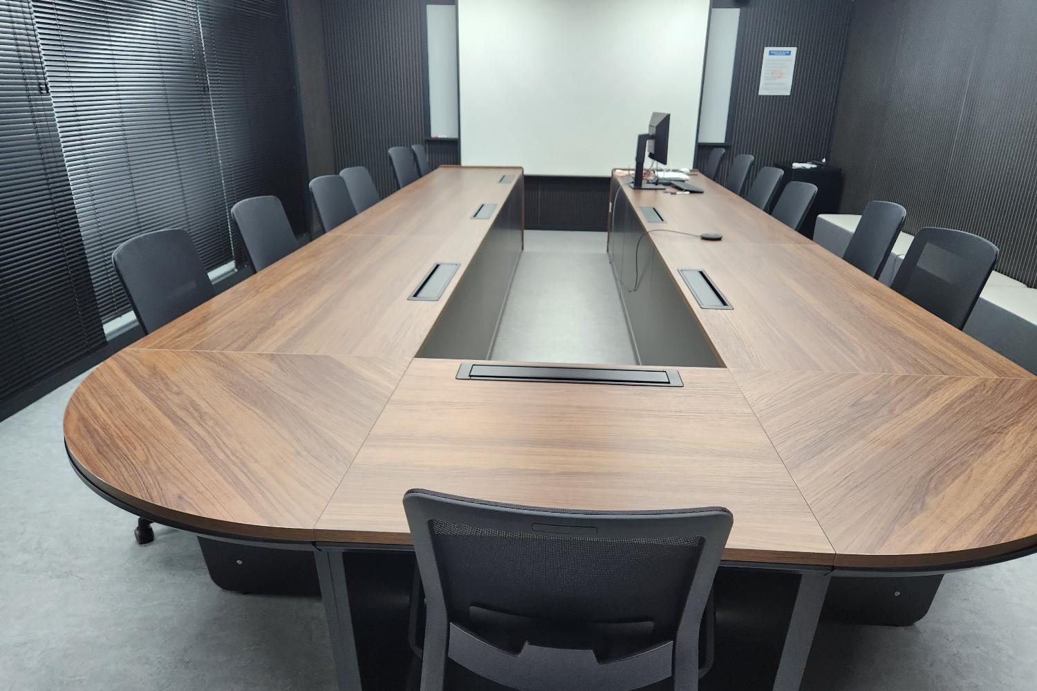 사무실 청소 전후 비교 이미지